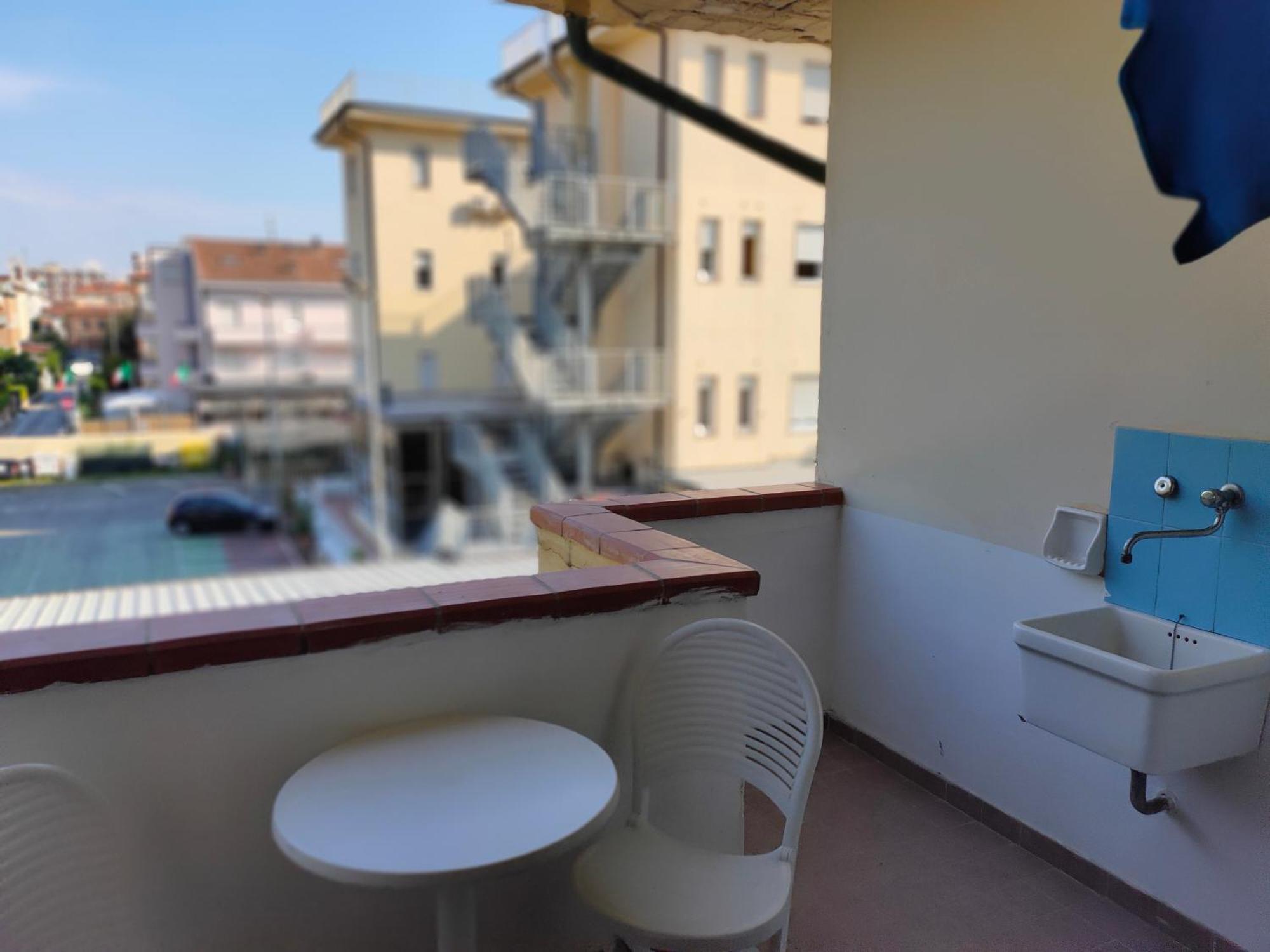Caravel Appartamentini Lido di Camaiore Exteriör bild